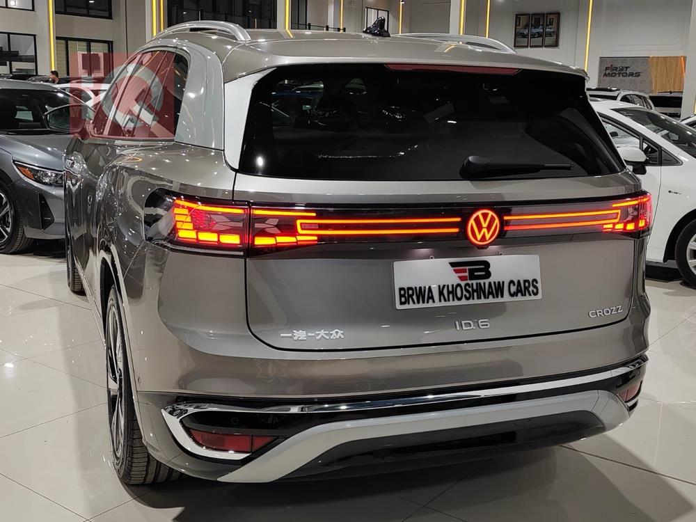 Volkswagen ID.6